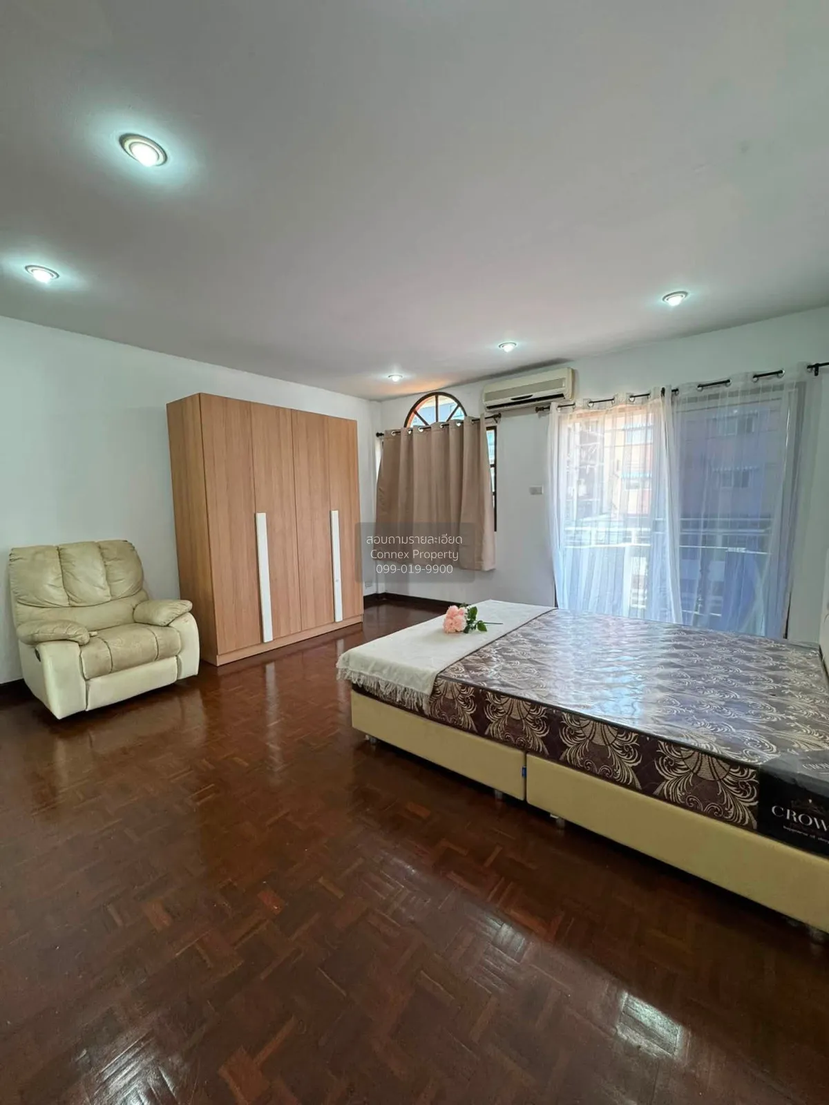 For Sale  3-Storey Townhouse, Thappraya Soi 10 , Mueang Phata , B