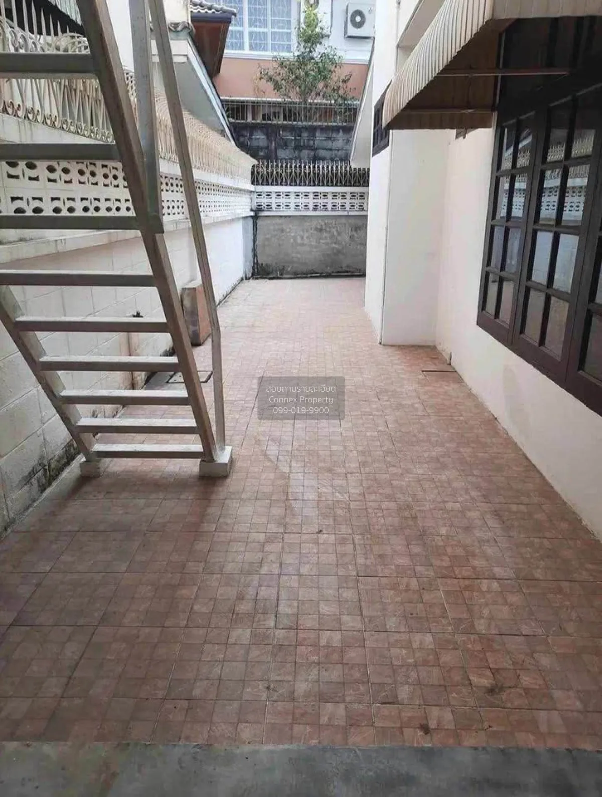 เช่าทาวน์เฮ้าส์/ทาวน์โฮม  บ้าน อยู่เจริญ 542 MRT-ห้วยขวาง สามเสนน
