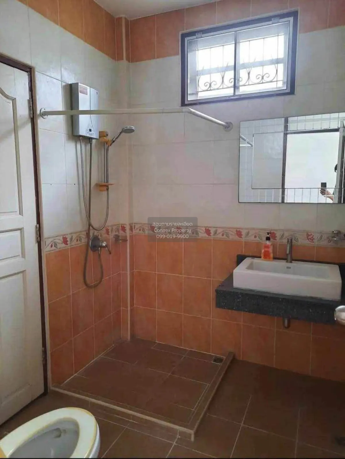 เช่าทาวน์เฮ้าส์/ทาวน์โฮม  บ้าน อยู่เจริญ 542 MRT-ห้วยขวาง สามเสนน