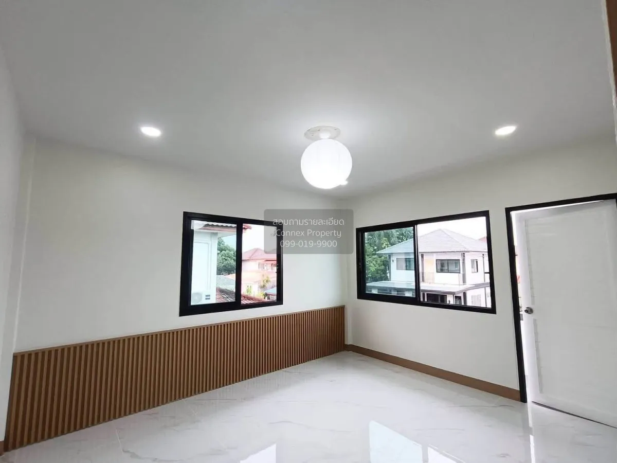 For Sale House , Baan Phra Pin 4 , nice view , corner unit , wide