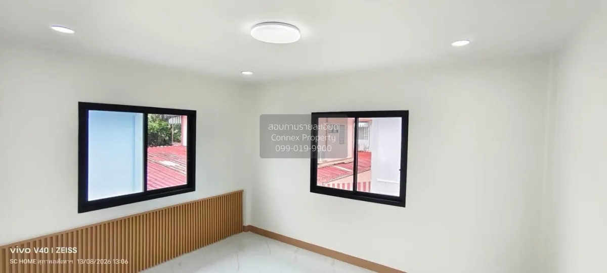 For Sale House , Baan Phra Pin 4 , nice view , corner unit , wide