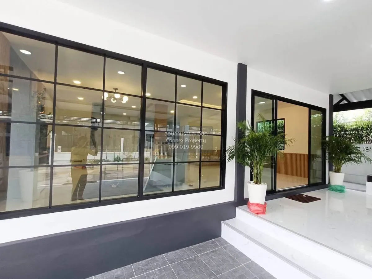 For Sale House , Baan Phra Pin 4 , nice view , corner unit , wide