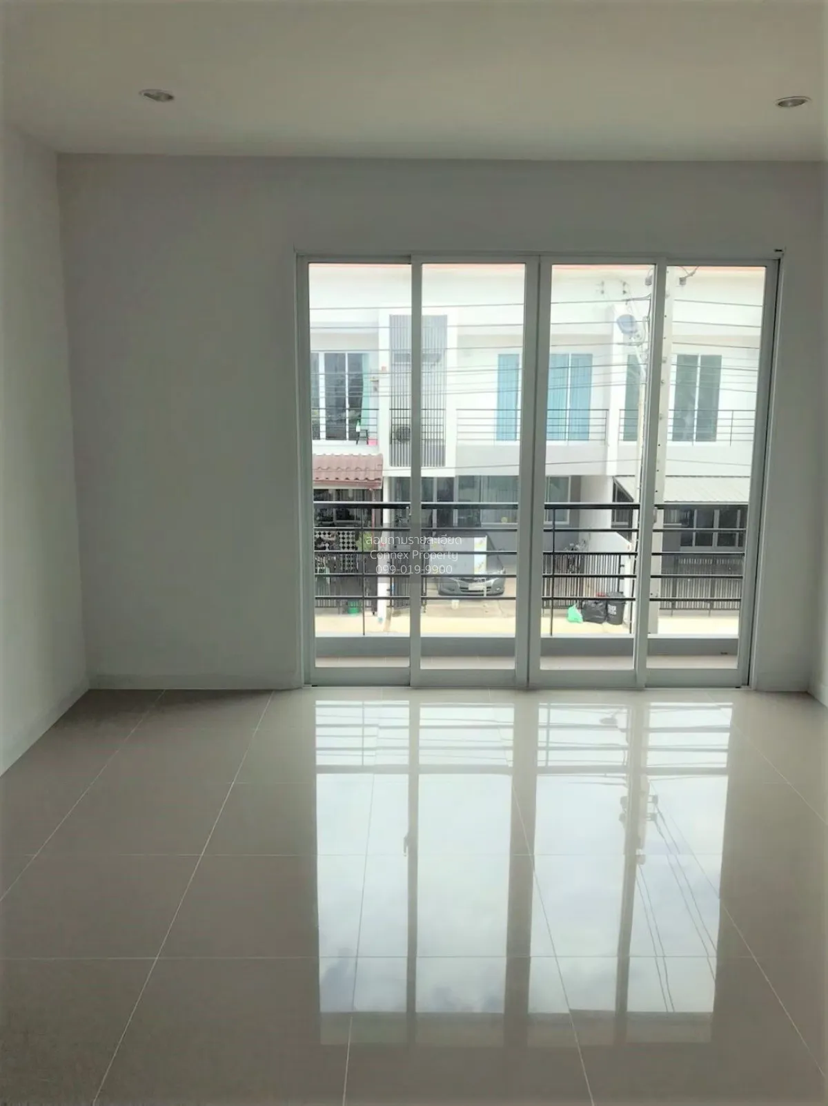 For Sale Townhouse/Townhome  , The Miracle Plus Phetkasem 63 (1) 