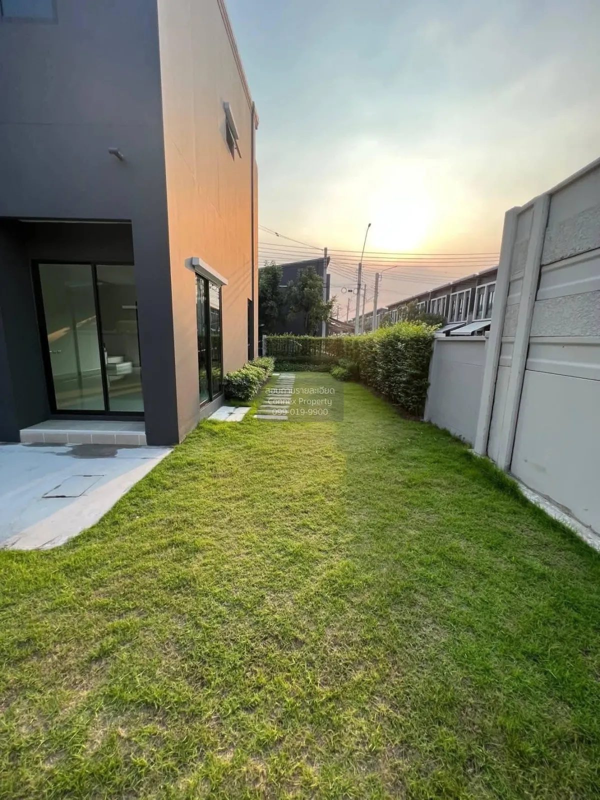 For Rent Townhouse/Townhome  , Pleno Suksawat 70 , Thung Khu , Th 3