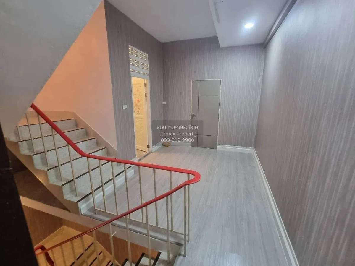 For Rent Four-  storey Townhouse, 80 square wah, Soi Yim Phatthan