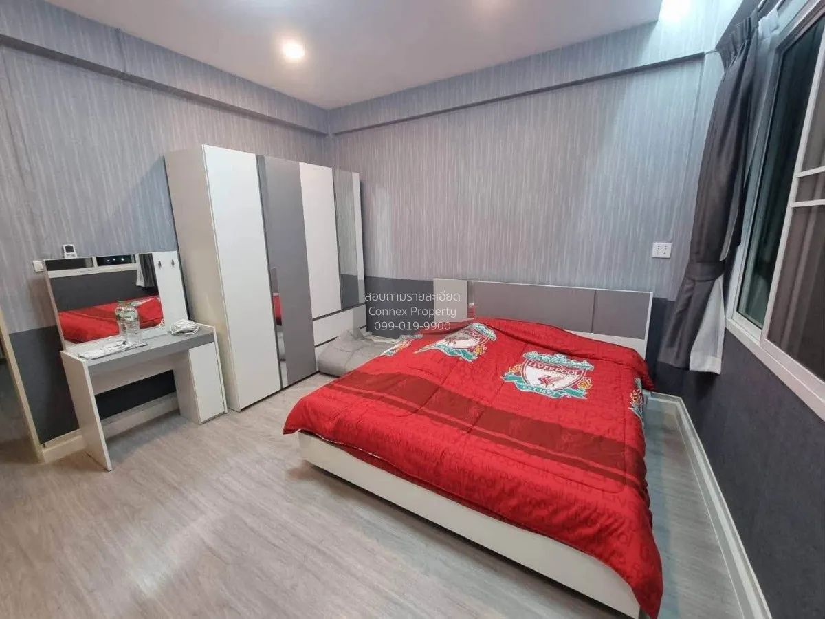 For Rent Four-  storey Townhouse, 80 square wah, Soi Yim Phatthan