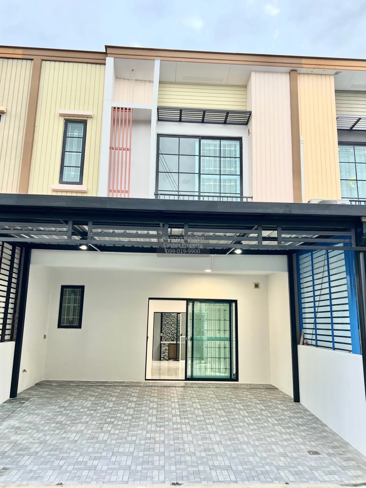 For Sale Townhouse/Townhome  , The Connect Suvarnabhumi 4 , Racha 2