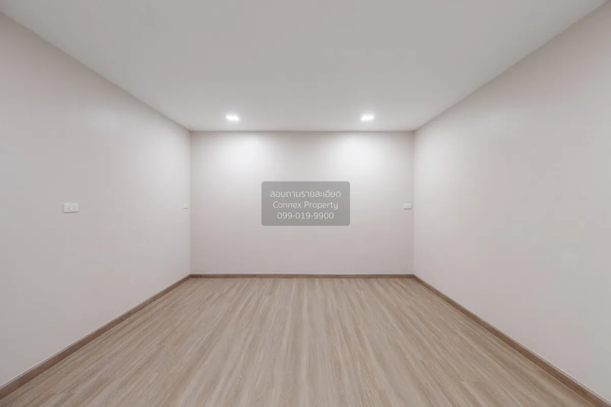 For Sale Condo , Phisawit Tower , newly renovated , BTS-Phahon Yo 3