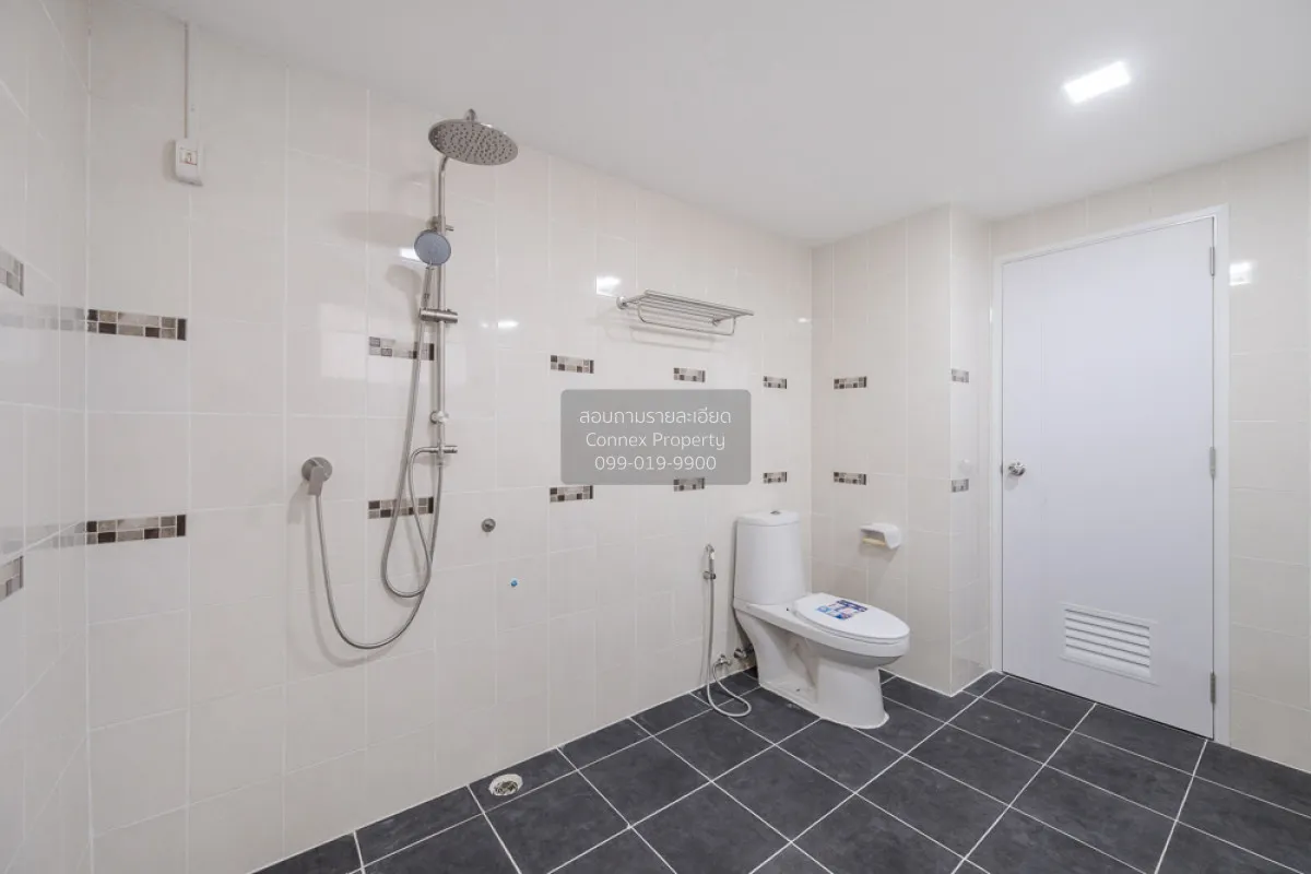 For Sale Condo , Phisawit Tower , newly renovated , BTS-Phahon Yo