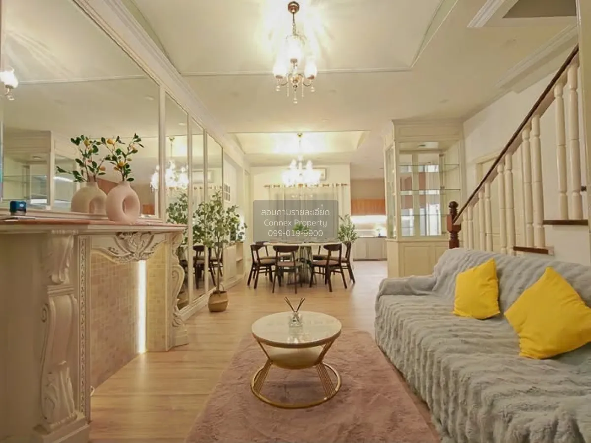 For Rent Townhouse/Townhome  , Baan Klangkrung Grande Vienna Rama