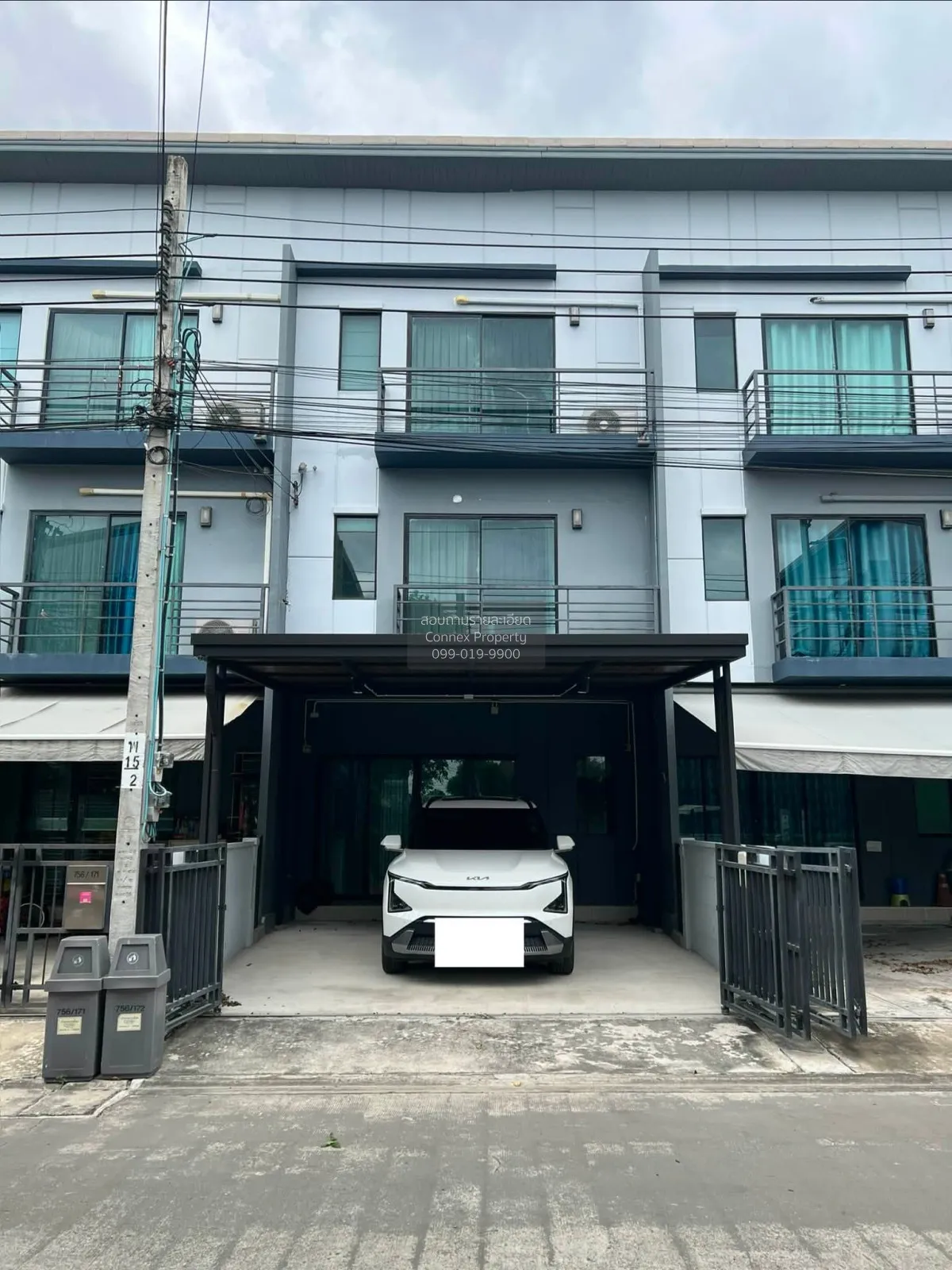 For Sale Townhouse/Townhome  , Baan Klang Muang Rama 9 - On Nut , 1