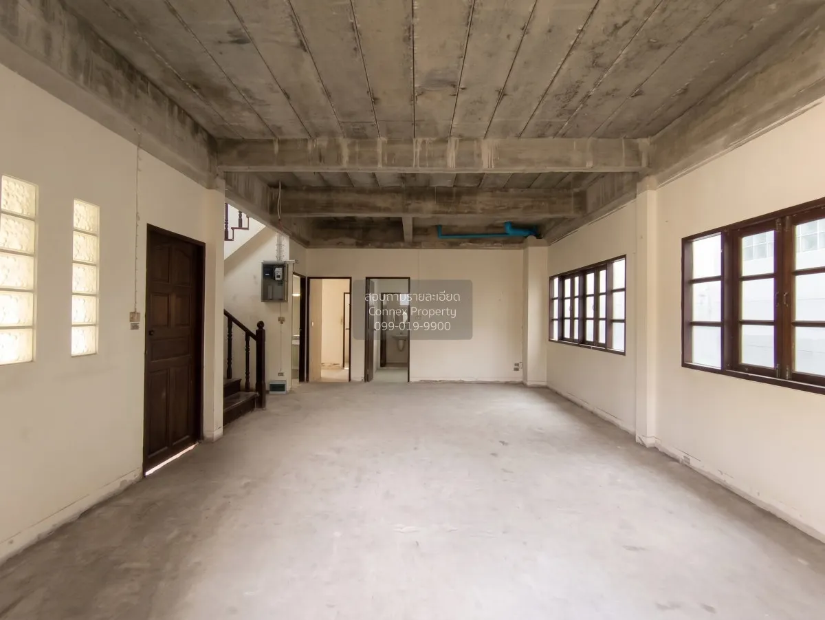 For Sale Two-story detached house for sale, Soi Kamnan Maen, Thon