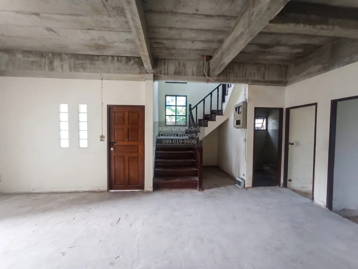 For Sale Two-story detached house for sale, Soi Kamnan Maen, Thon