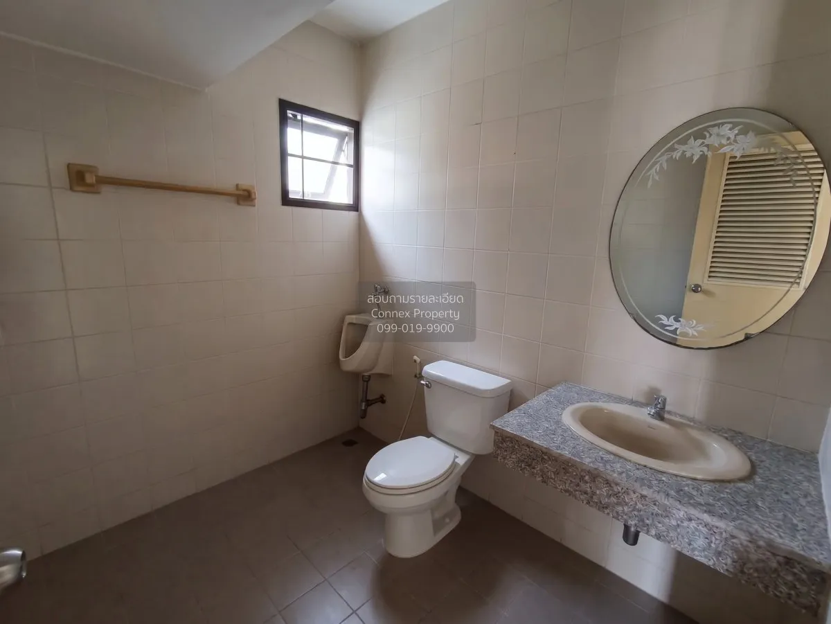 For Sale Two-story detached house for sale, Soi Kamnan Maen, Thon