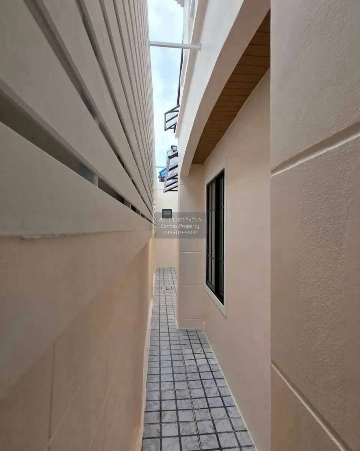 For Sale Townhouse/Townhome  , Lumpini Ban Kluai-Sai Noi Bang Bua