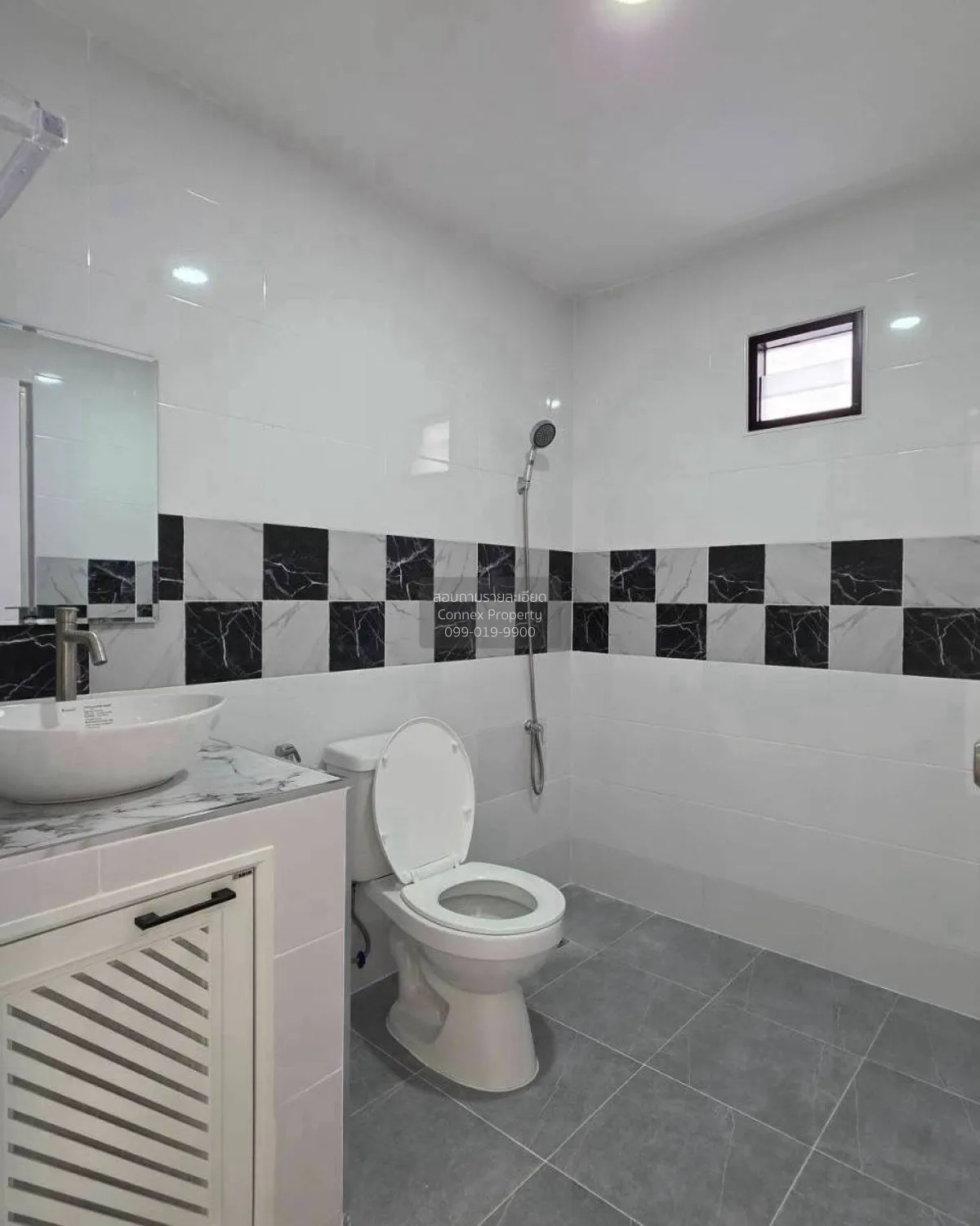 For Sale Townhouse/Townhome  , Lumpini Ban Kluai-Sai Noi Bang Bua