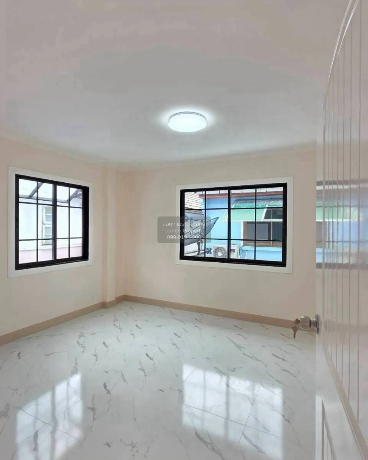 For Sale Townhouse/Townhome  , Lumpini Ban Kluai-Sai Noi Bang Bua