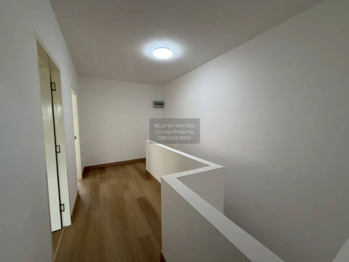 For Sale Newly built corner-unit townhome, 25 sq. wah. , Khlong S 4