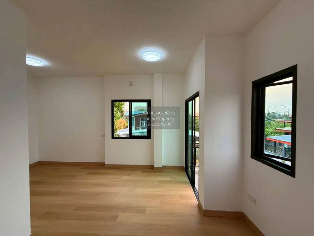 For Sale Newly built corner-unit townhome, 25 sq. wah. , Khlong S