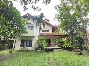 For Sale Two houses in Nonthaburi; excellent location, just 400 meters from the skytrain station and Central Chaengwattana. , Pak Kret , Pak Kret , Nonthaburi , CX-173502