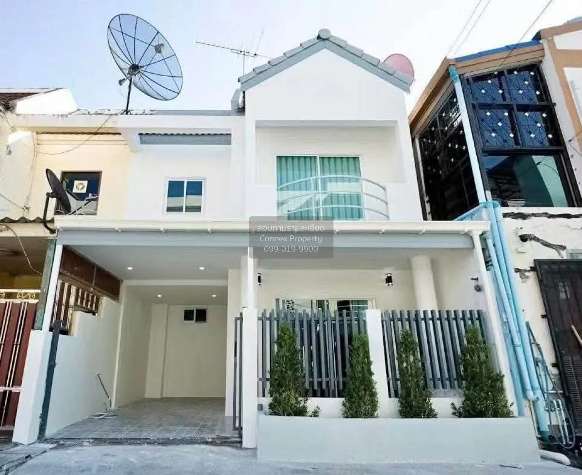 ขายทาวน์เฮ้าส์ 2 ชั้น กลางเมืองฝั่งทะเล ถนนเทพประสิทธิ์-พัทยา  เม 1