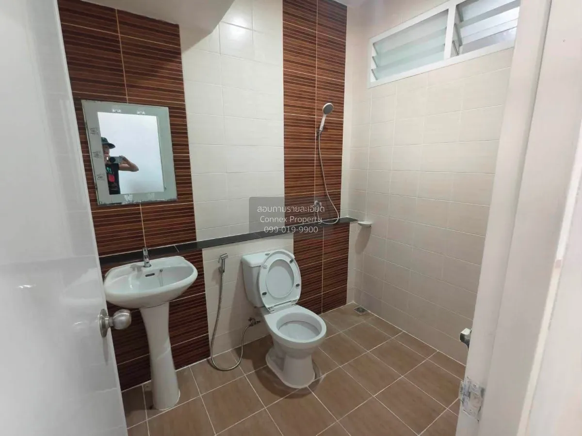 For Sale House , Baan Monthon 8 Thawiwatthana , MRT-Lak Song , La