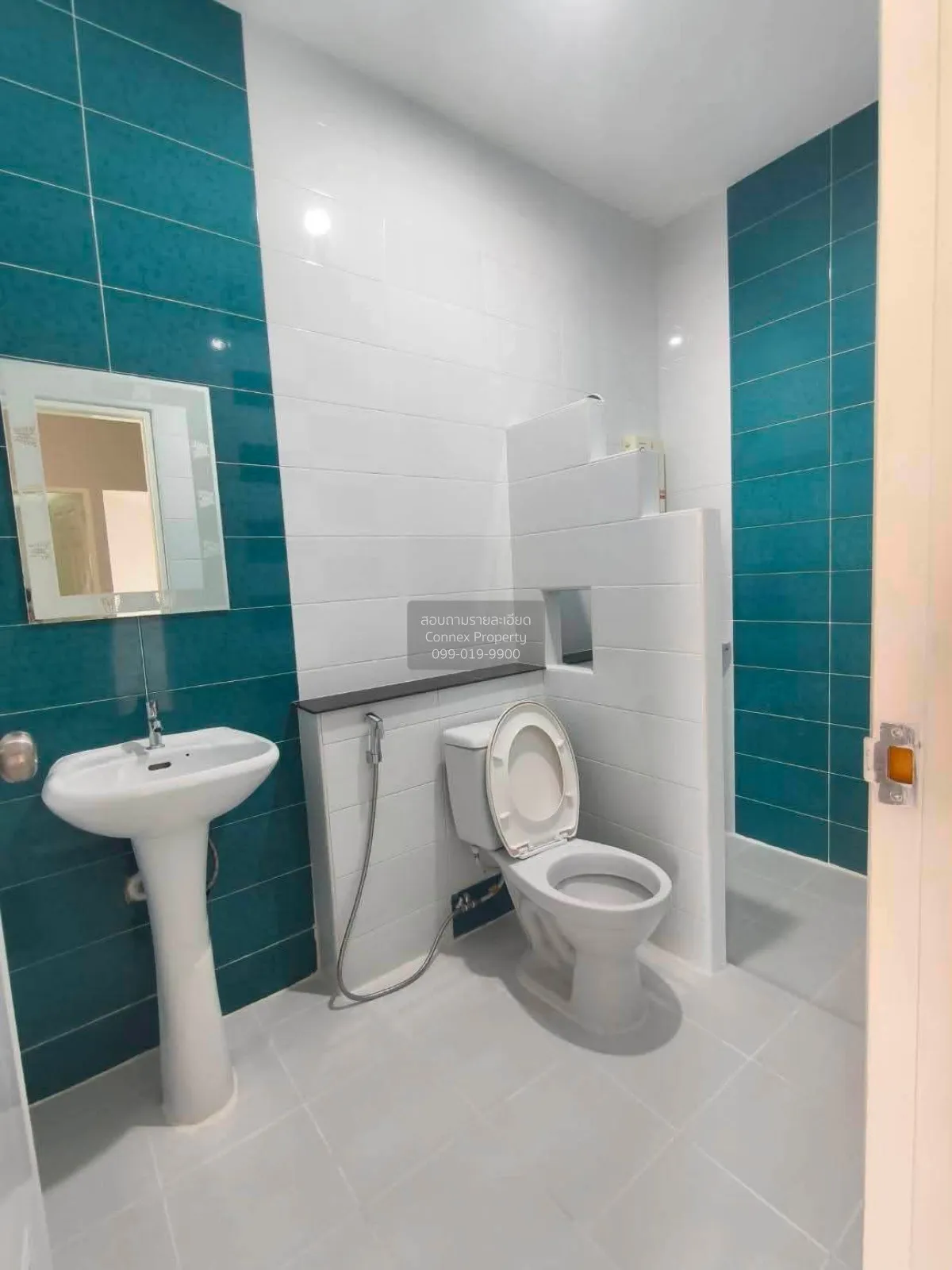 For Sale House , Baan Monthon 8 Thawiwatthana , MRT-Lak Song , La