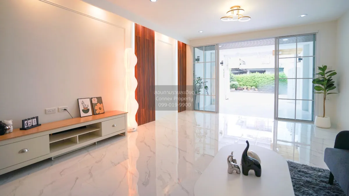 For Sale Townhouse/Townhome  , Rock Garden Home 2 , newly renovat 4
