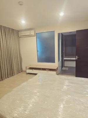 For Sale Condo , Rhythm Ratchada , corner unit , MRT-Ratchadaphisek , Sam Saen Nok , Huai Khwang , Bangkok , CX-173764