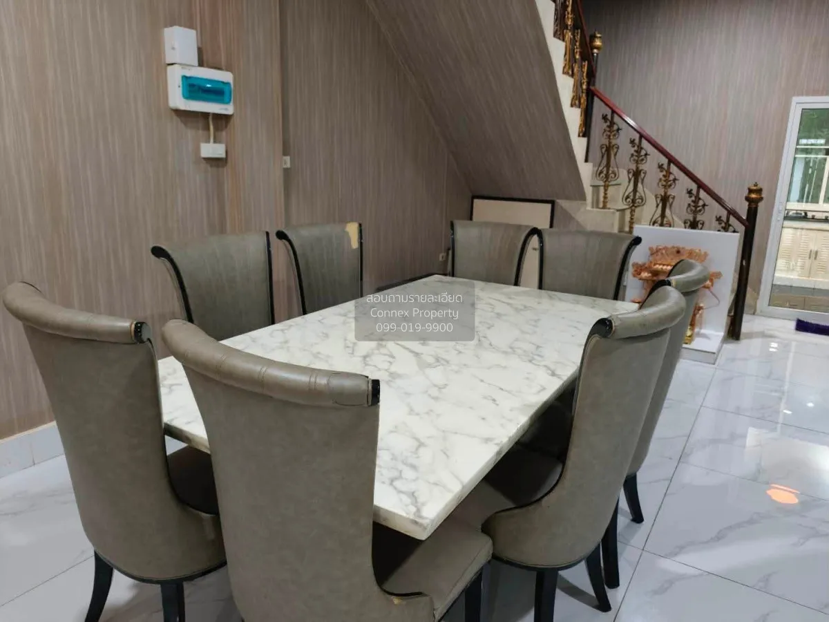 For Rent Home office in the Sutthisan area, 450 meters from Sutth