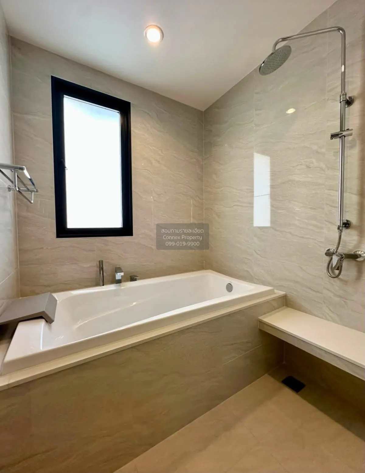 For Sale House , AQ ARBOR Suanluang Rama 9 - Pattanakarn , nice v