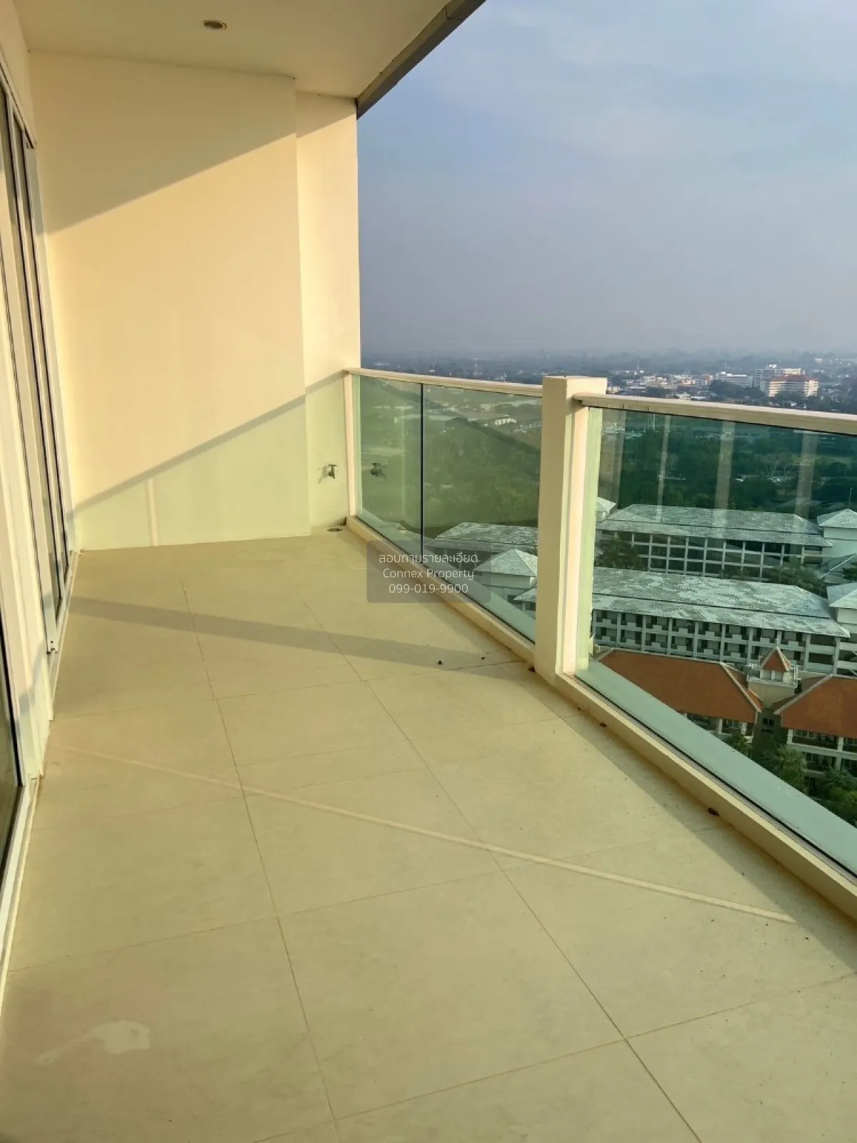 For Sale Condo , Movenpick White Sand Beach Pattaya , Na Chom Thi