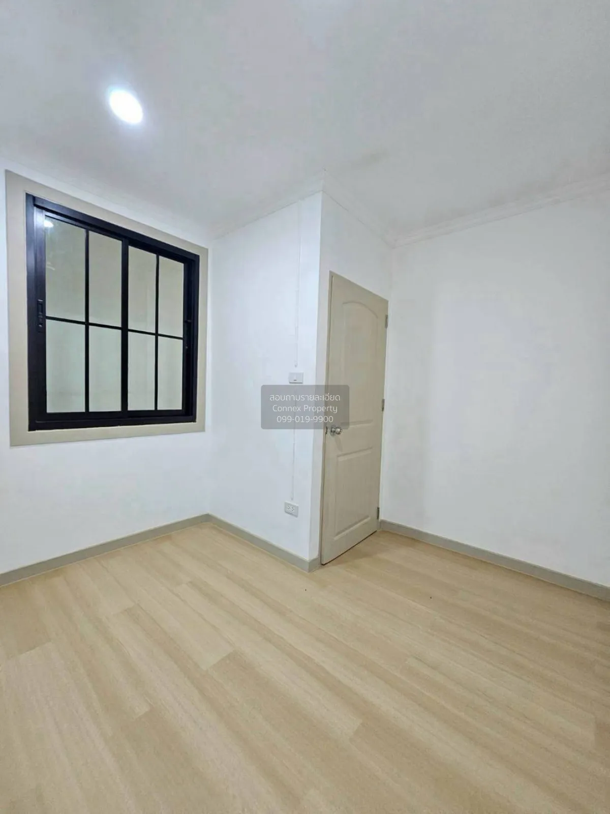 ขายบ้าน  บ้านปิยวรารมย์ 3 รีโนเวทใหม่ ไทรน้อย ไทรน้อย นนทบุรี CX-