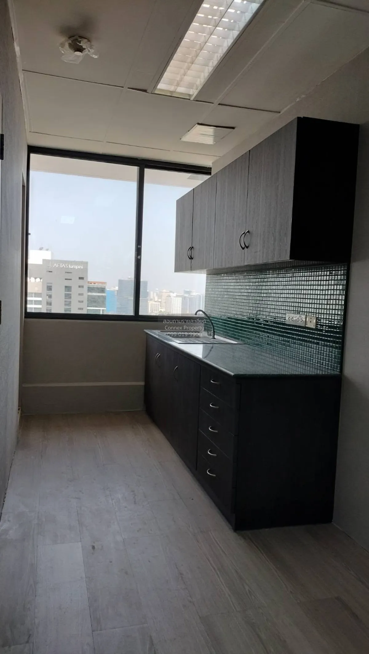 For Sale Office for Sale, Lumpini Tower Building, Rama IV road , 