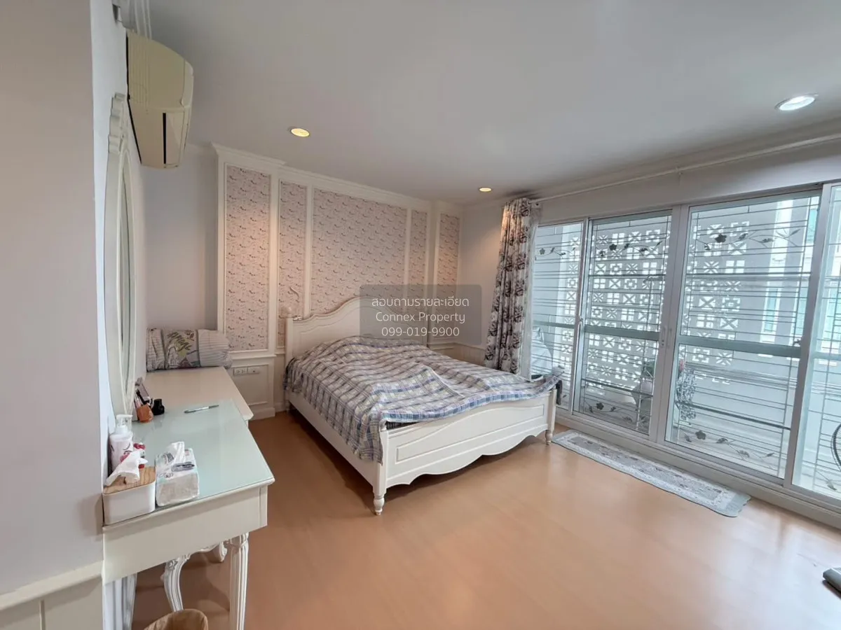 For Sale Townhouse/Townhome  , Baan Klang Muang Urbanion Sathorn 