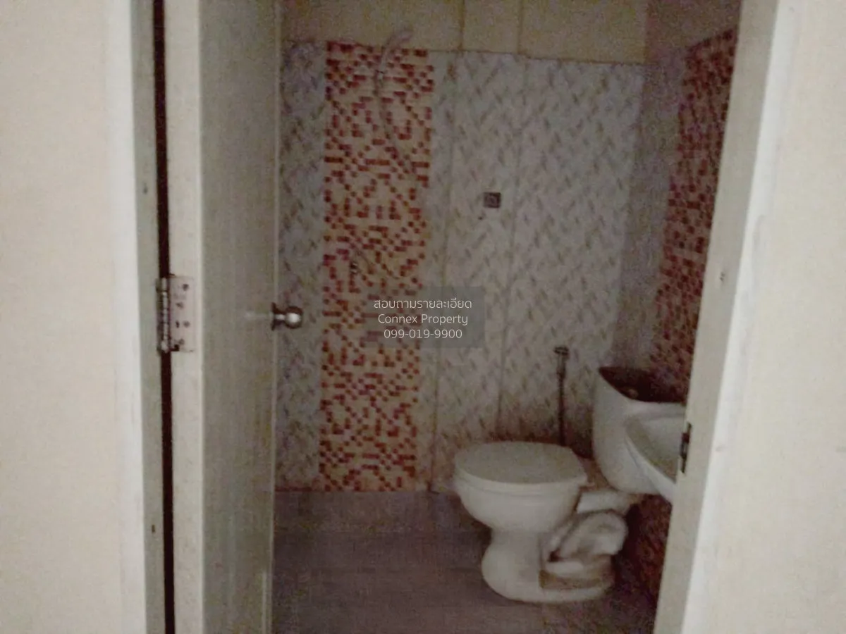 For Sale Townhouse/Townhome  , Romthip Village , Bang Chan , Khlo
