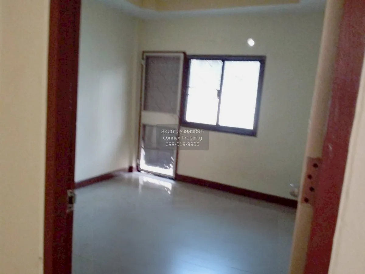 For Sale Townhouse/Townhome  , Romthip Village , Bang Chan , Khlo