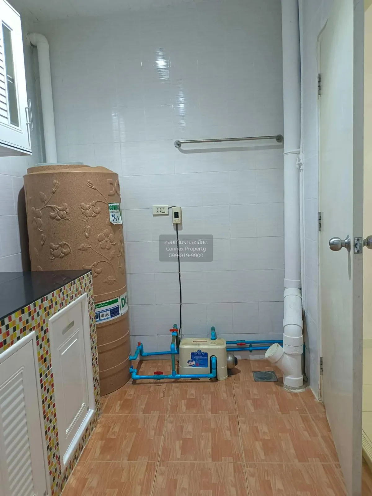 For Sale Townhouse/Townhome  , Poomjainivate 3 , wide frontage , 