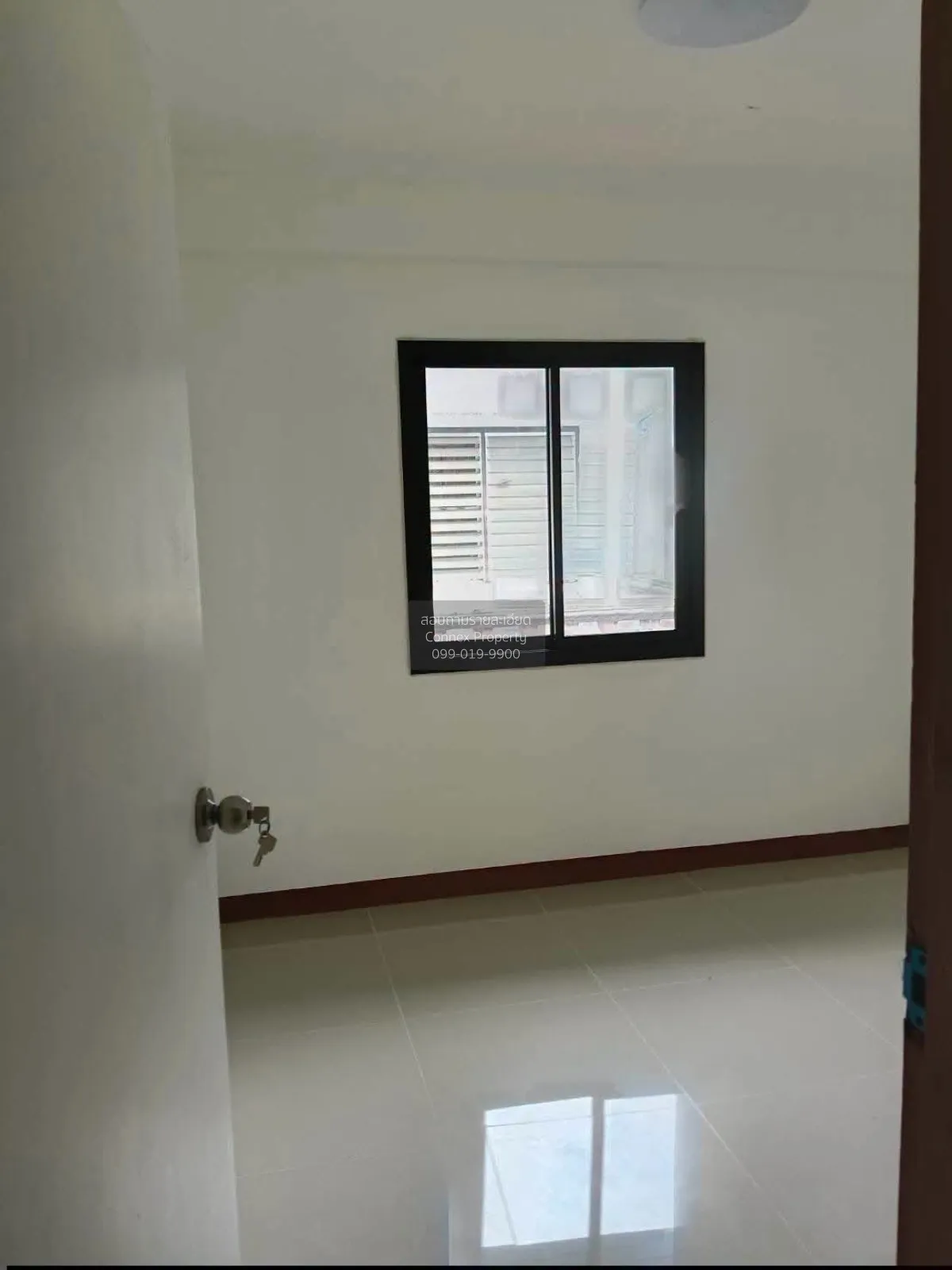 For Sale Townhouse/Townhome  , Chomfah warangkul Klong 2 , Pracha