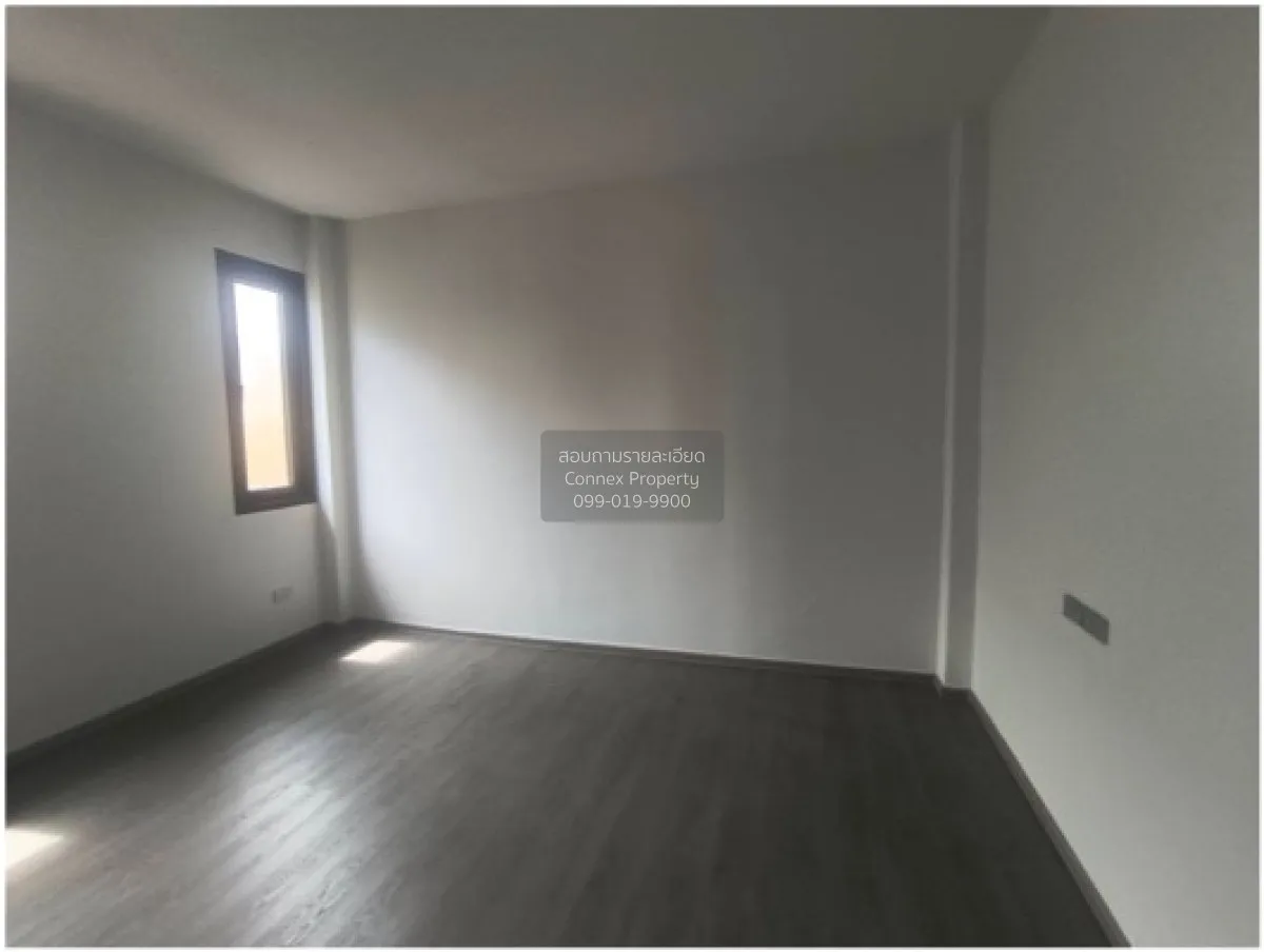 For Sale House , Golden Prive Phanasnikhom - Amatanakorn , Na Phr
