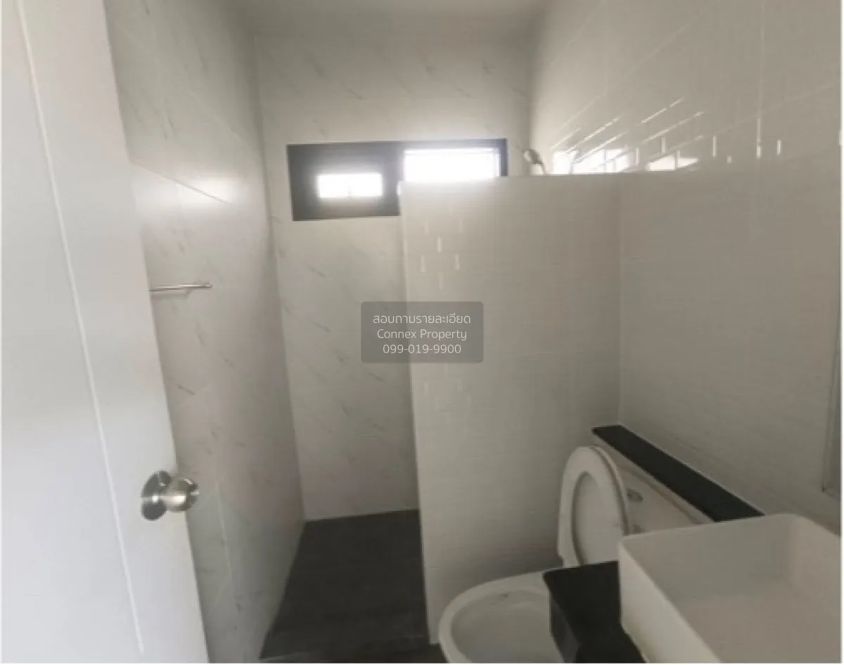 For Sale House , Golden Prive Phanasnikhom - Amatanakorn , Na Phr