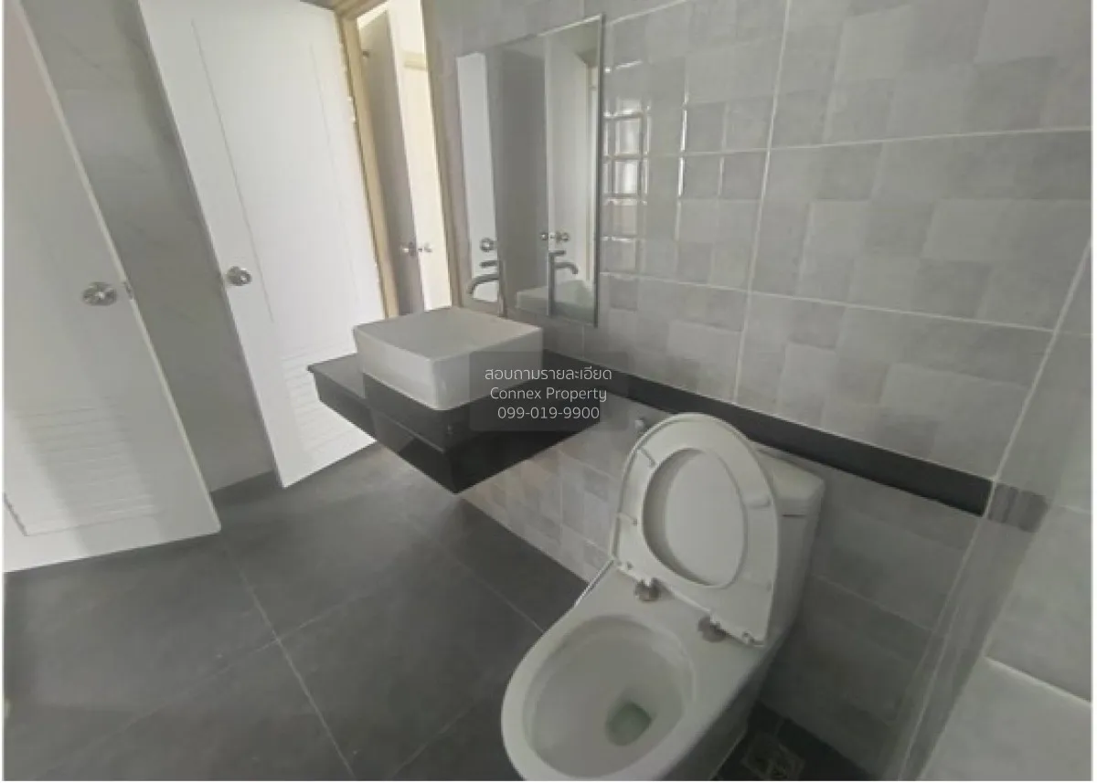 For Sale House , Golden Prive Phanasnikhom - Amatanakorn , Na Phr