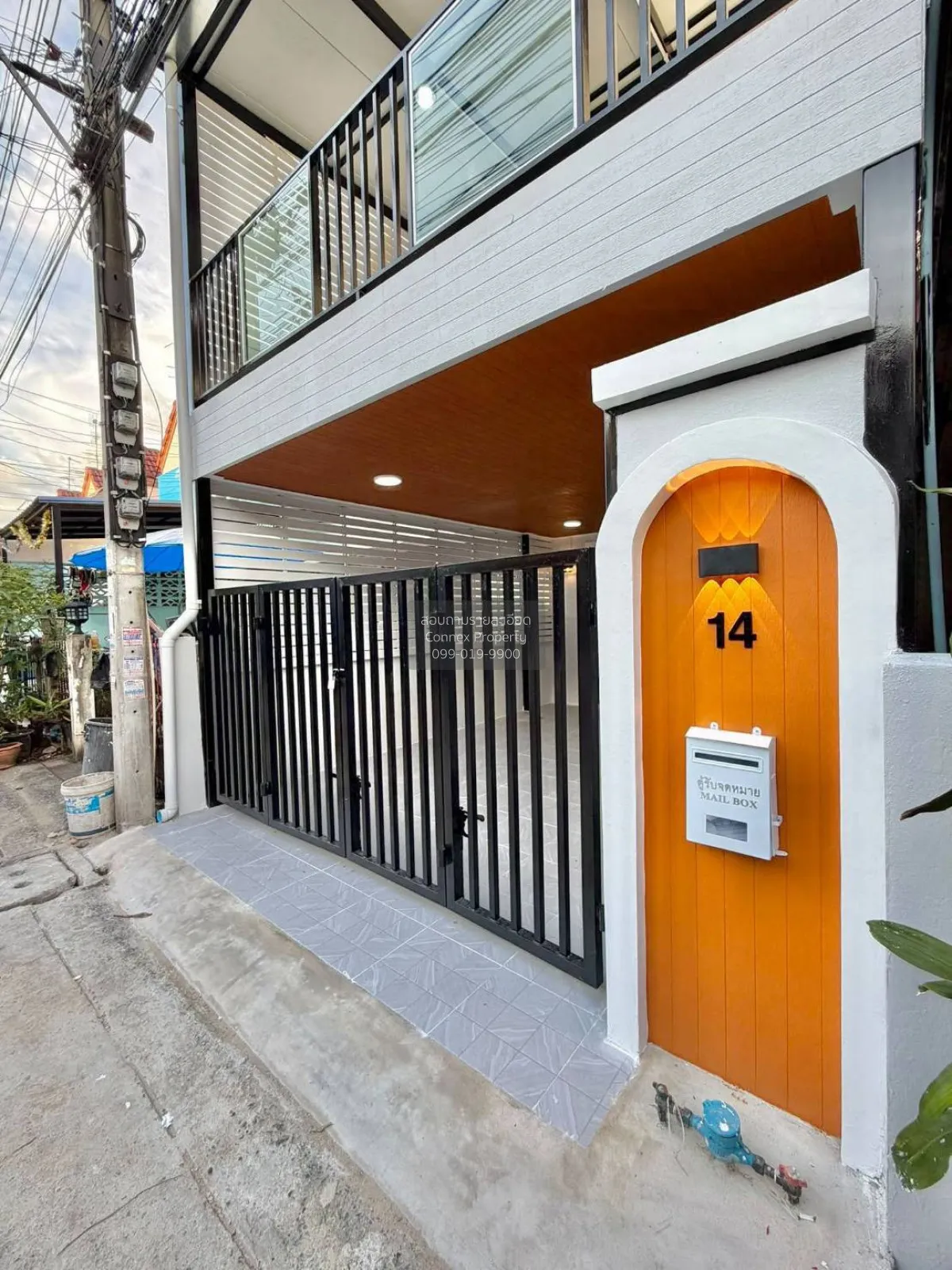ขายทาวน์เฮาส์  2  ชั้น สนามบินน้ำ  บ้านรีโนเวท พร้อมอยู่ รีโนเวทใ 2