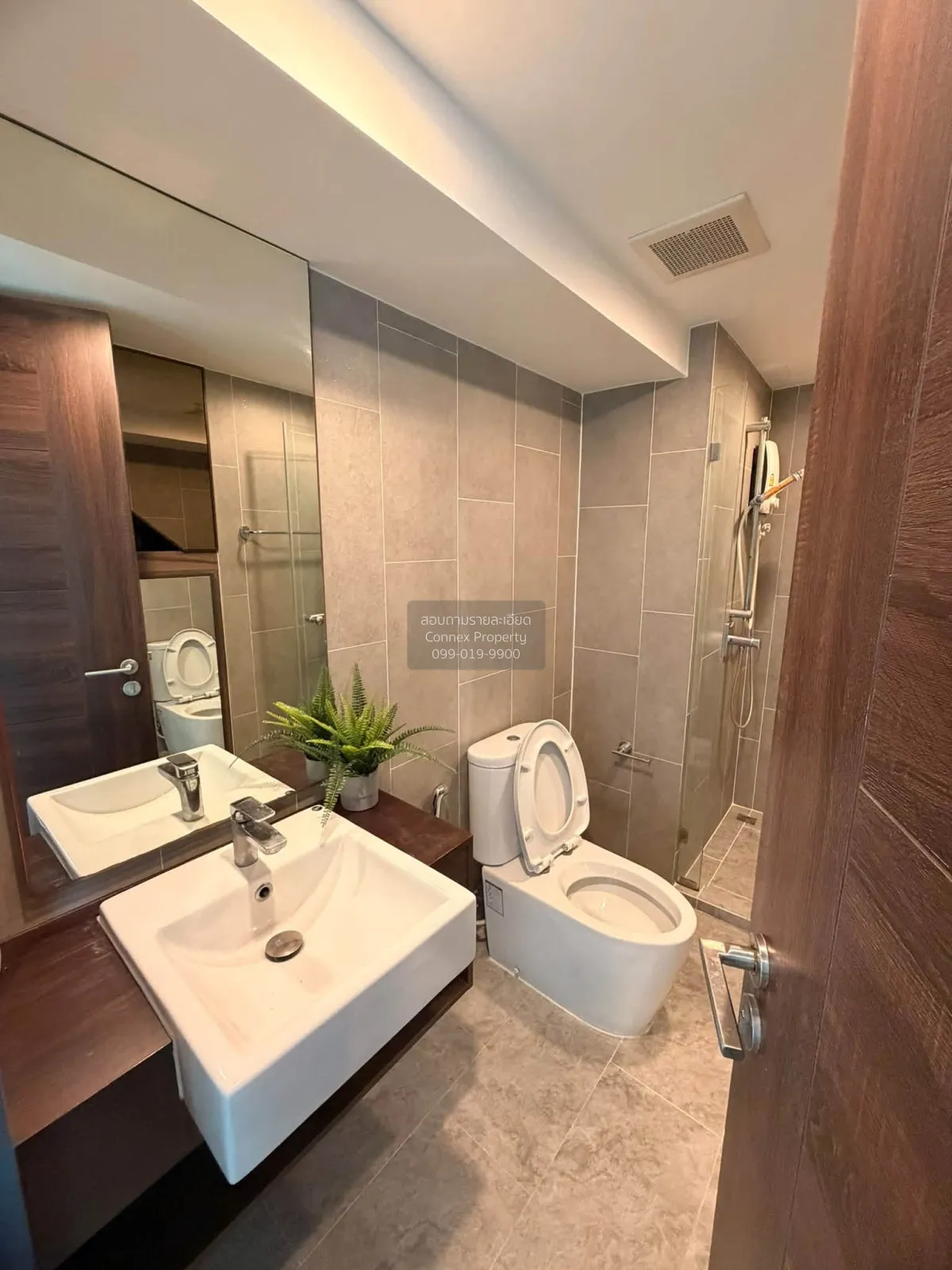 For Rent Condo , C Ekkamai , Duplex , nice view , high floor , BT