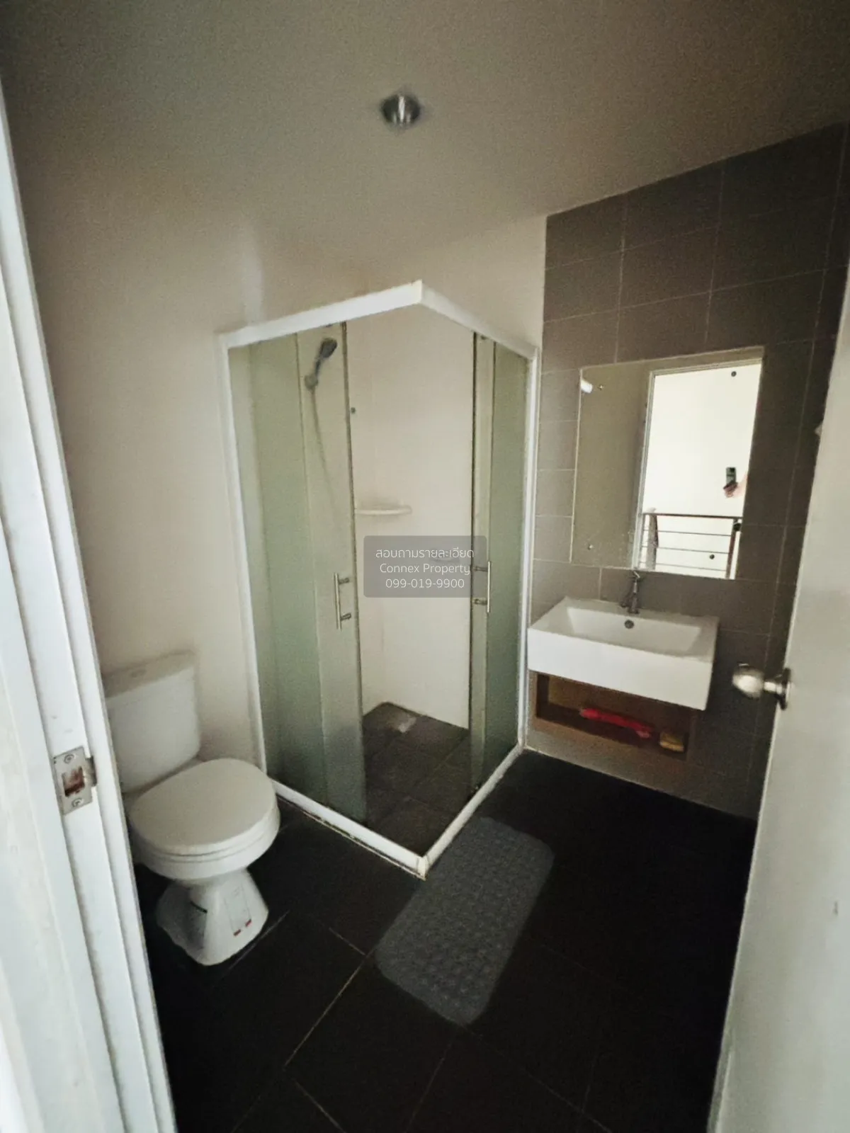 For Sale Townhouse/Townhome  , Pruksa Ville 42 Thoetthai - Kalpap 2