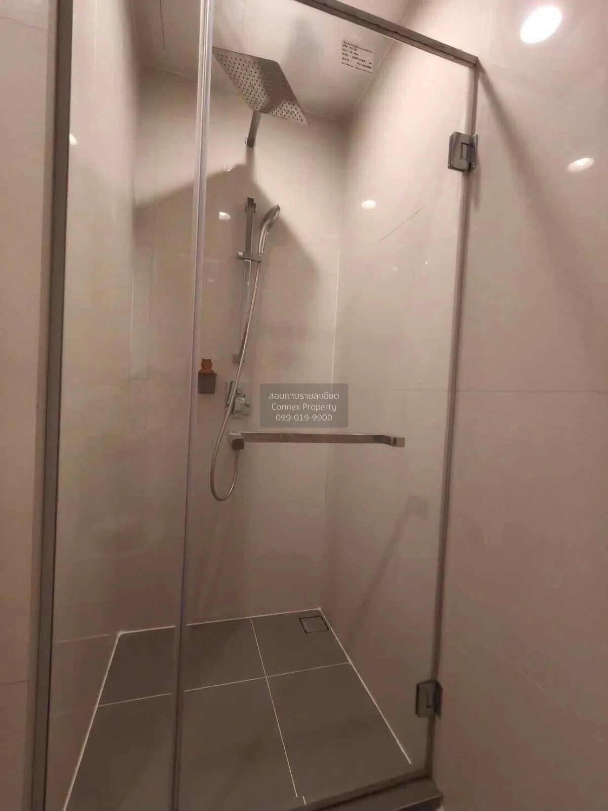 For Rent Condo , Oka Haus Sukhumvit 36 , high floor , BTS-Thong L