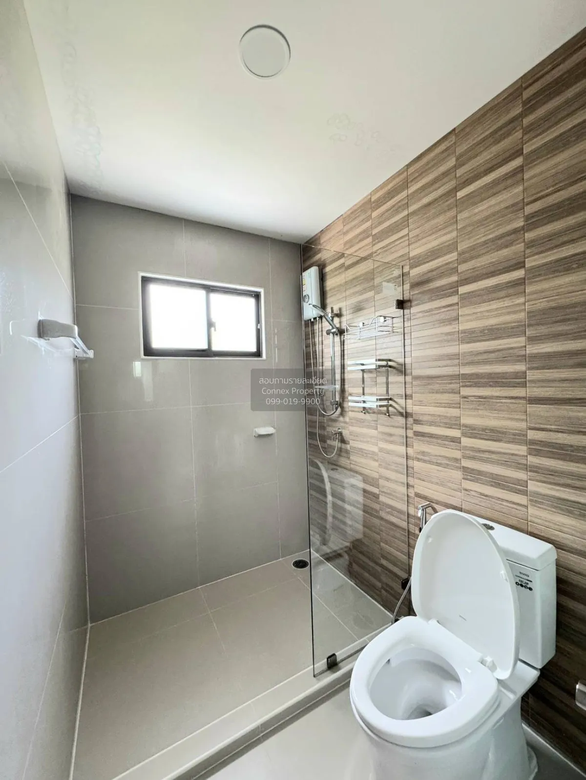 For Rent House , Pruksa Ville 73 Patthanakan , MRT-Kelantan , Sua