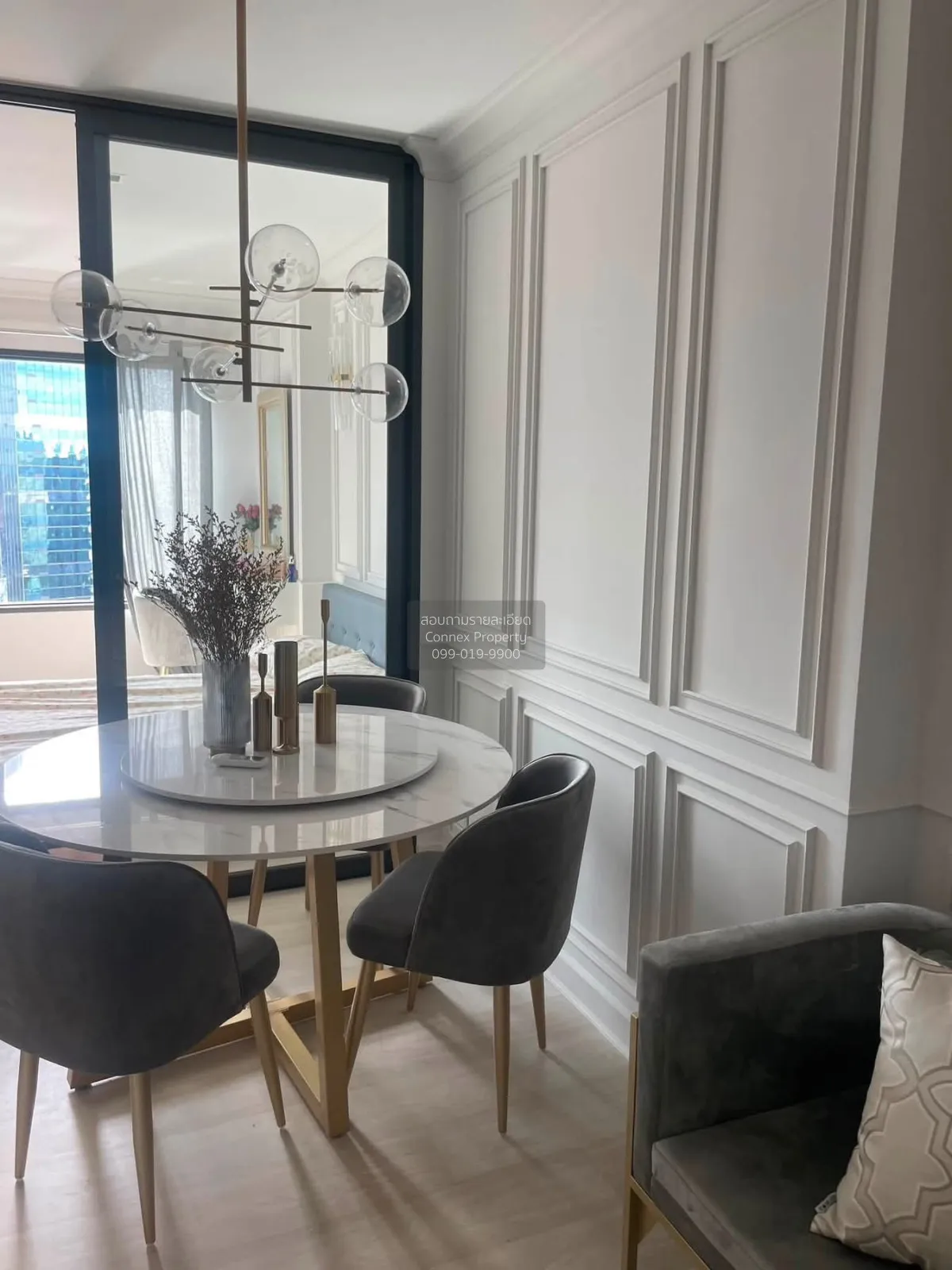 For Rent Condo , Life One Wireless , nice view , high floor , BTS 3
