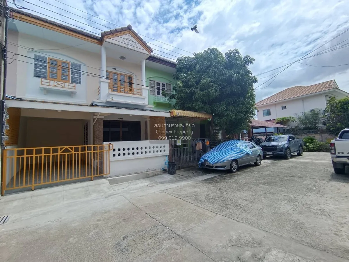 For Sale Townhouse/Townhome  , Suthawee (Soi Phon Sawang) , Bang  2