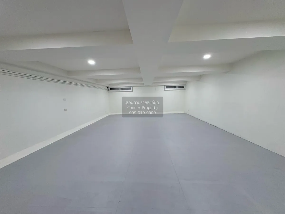 For Sale 7-story townhouse in the Siam–Banthat Thong area. , Rong